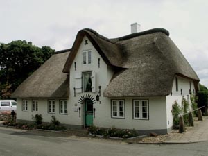 strzecha, dach trzcinowy na budynku mieszkalnym na wyspie Föhr